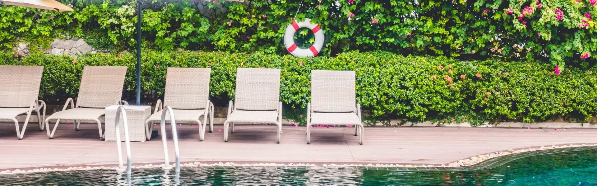 Bord de piscine à Boigny-sur-Bionne - ARCADIE CENTRE 